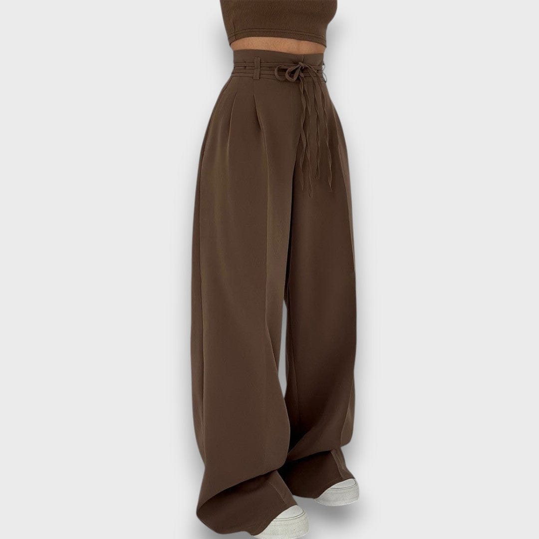 Giva – Pantalónok a laza eleganciával
